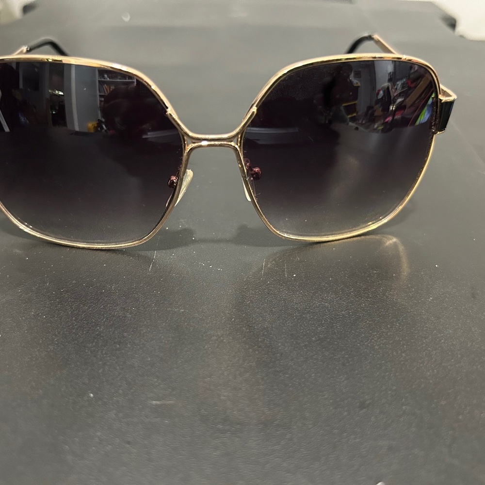 Gold Frame Sunglasses